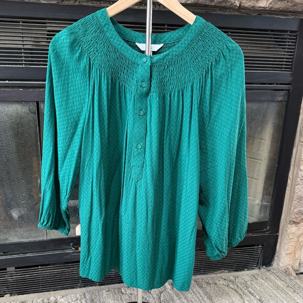 Women’s Croft & Barrow Emerald Green long sleeve Blouse